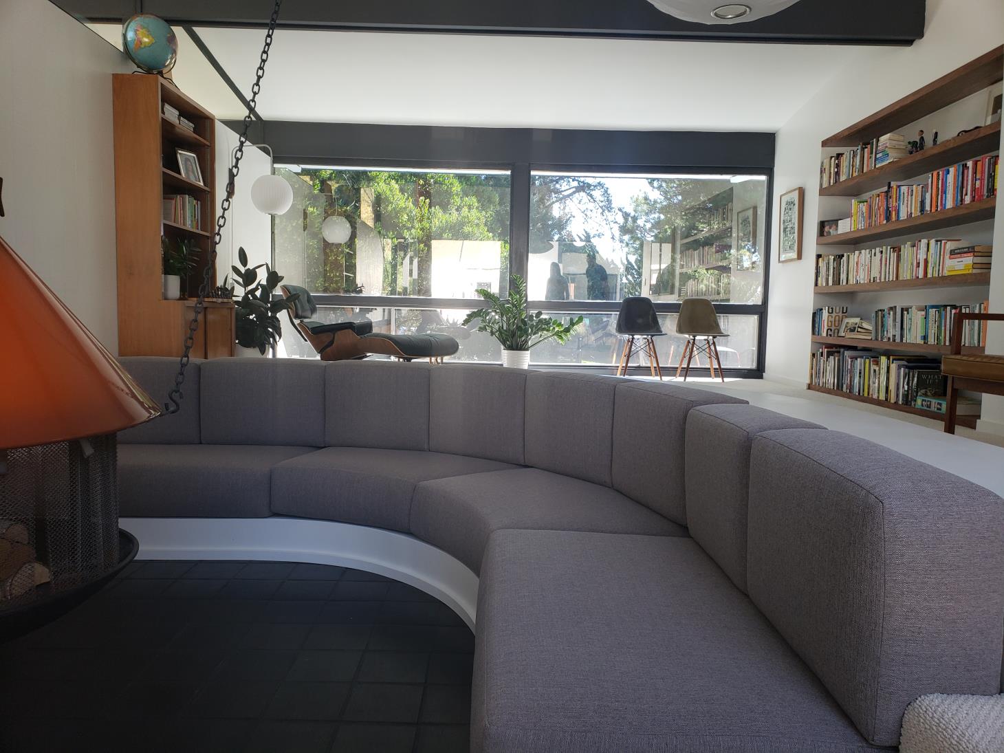 House Upholstery: Service Image-0 House Upholstery: Service Image-0